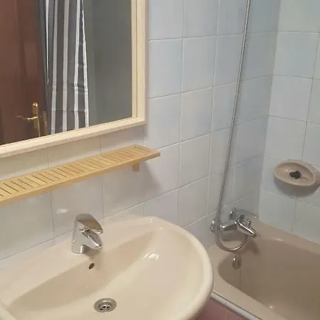 Daire Apartamento Centro Junto Al Paseo De Begona Gijón